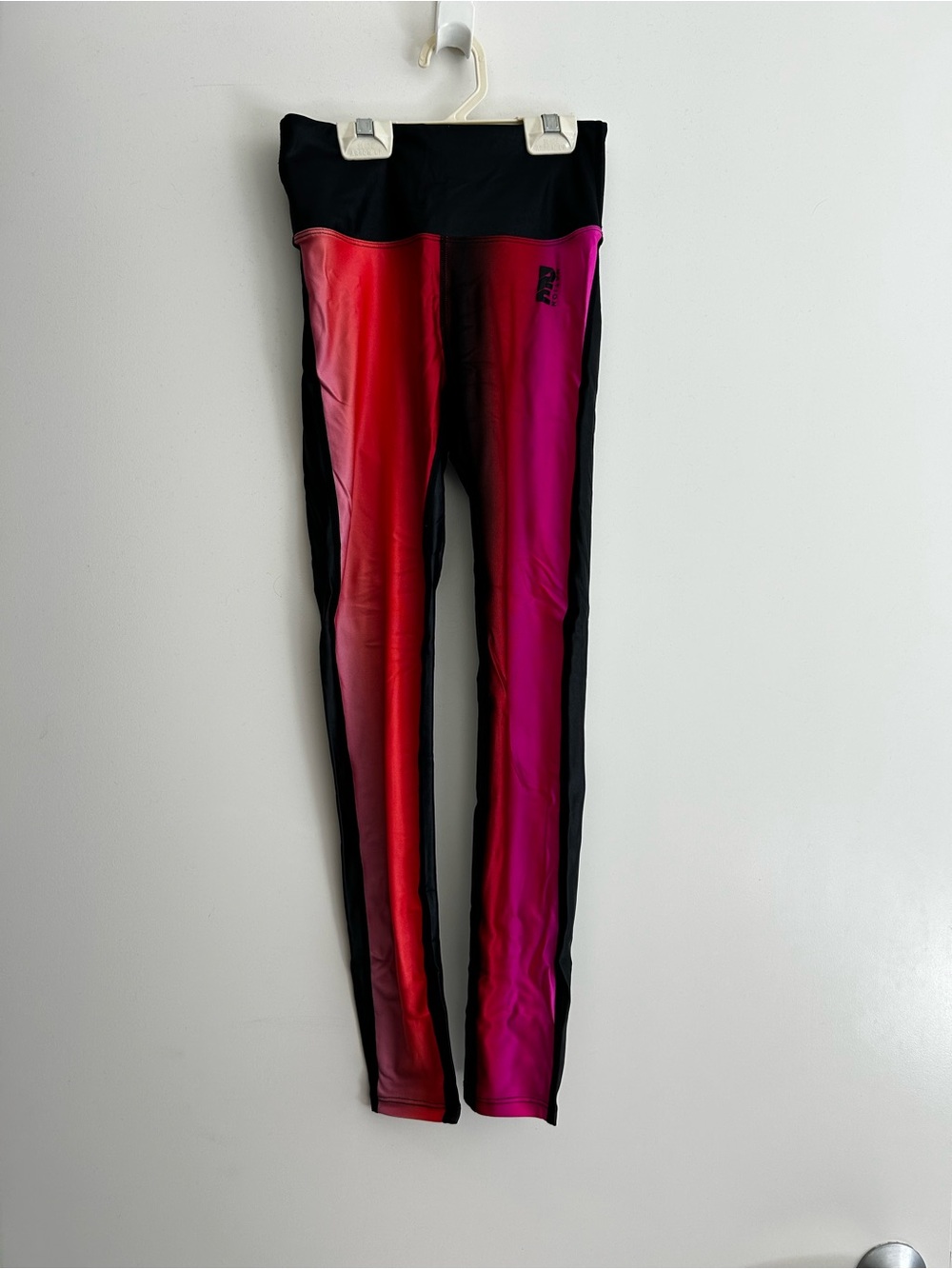 P. E. Nation XS Ombre Red to Pink Performance Leggings with Black Panels